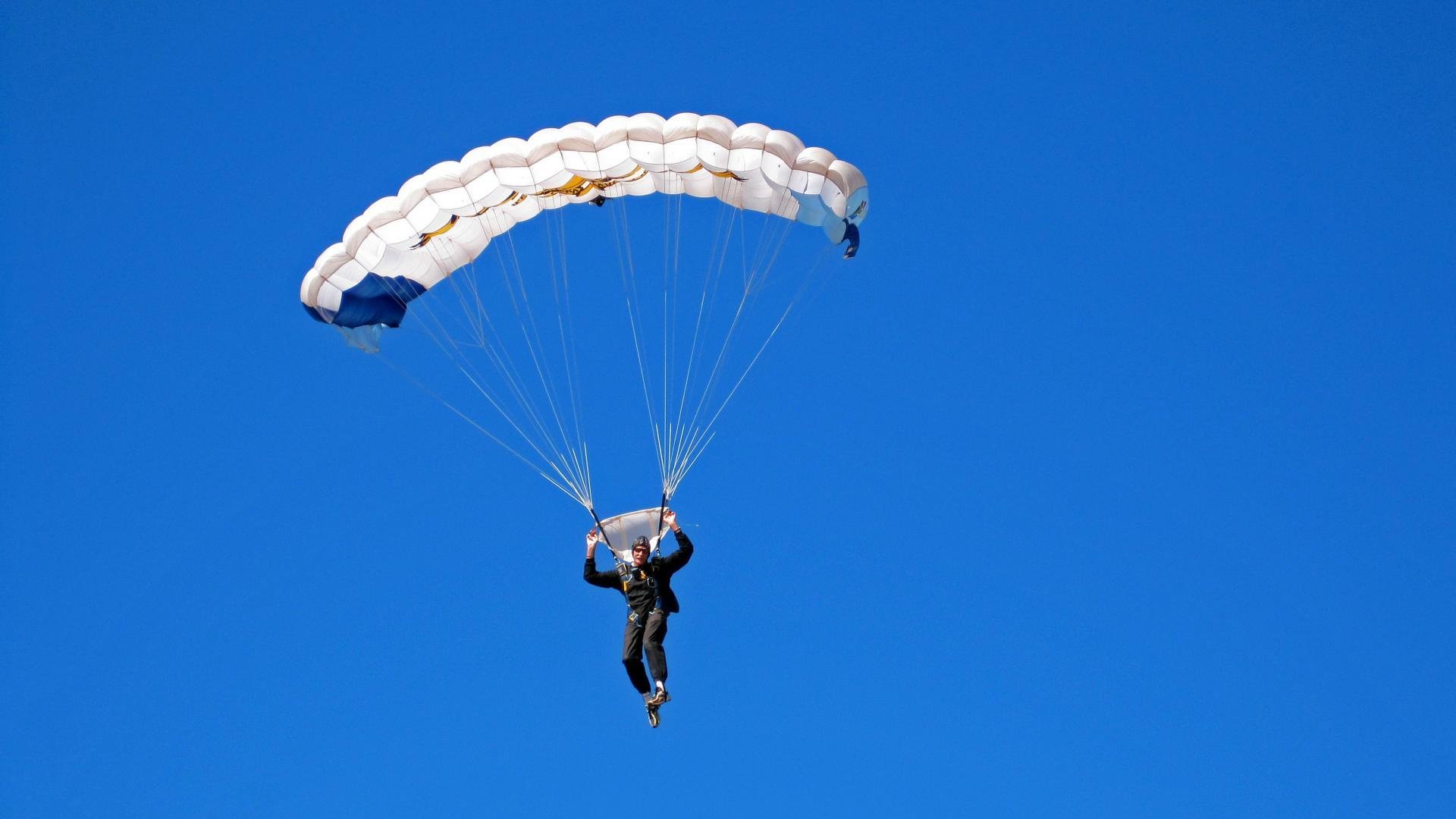 北非之盾与利刃，阿什拉夫攻防统治，突尼斯战术压制瑞士启示录