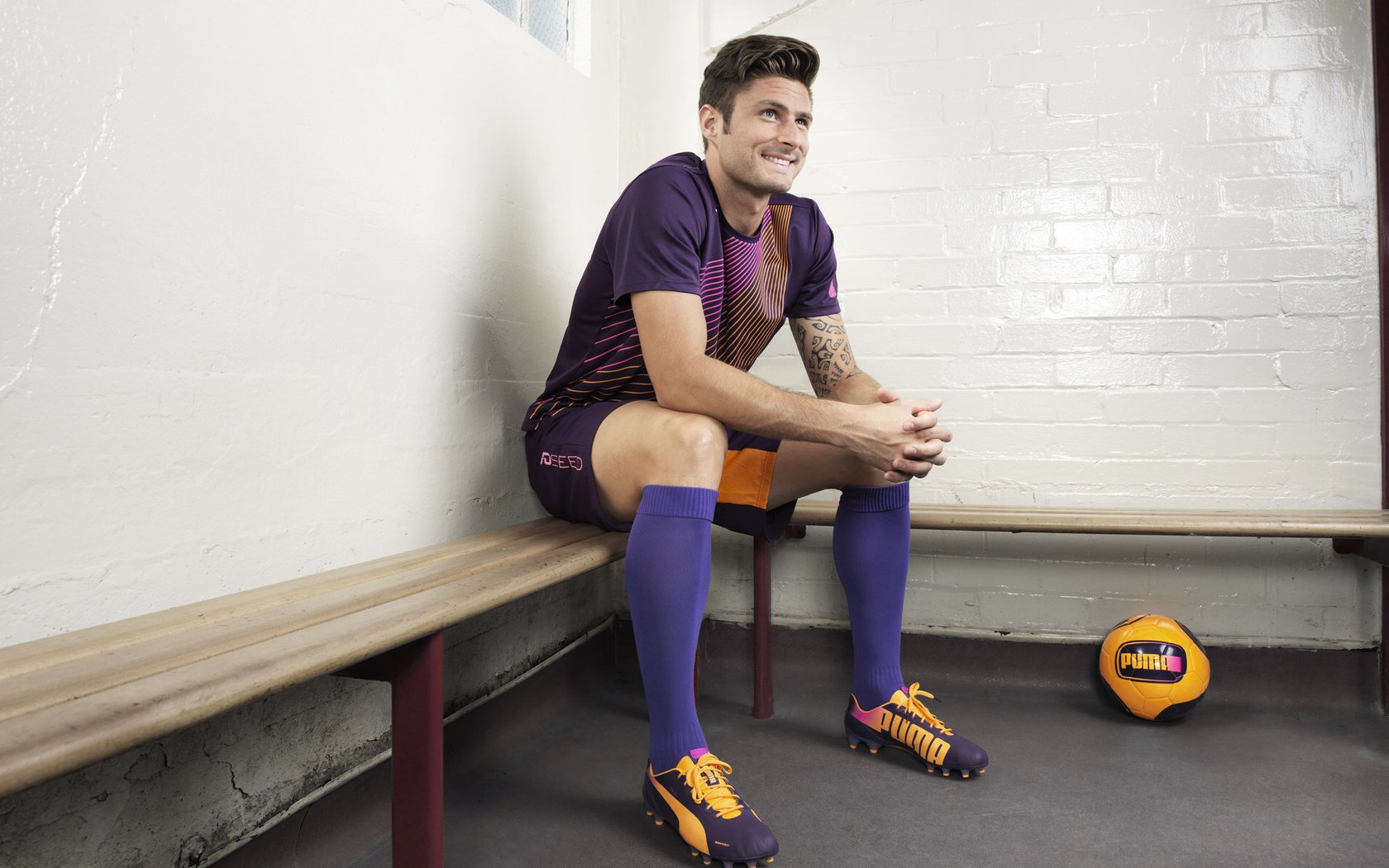 世界排名争夺战之夜，萨拉赫连续得分拉开差距